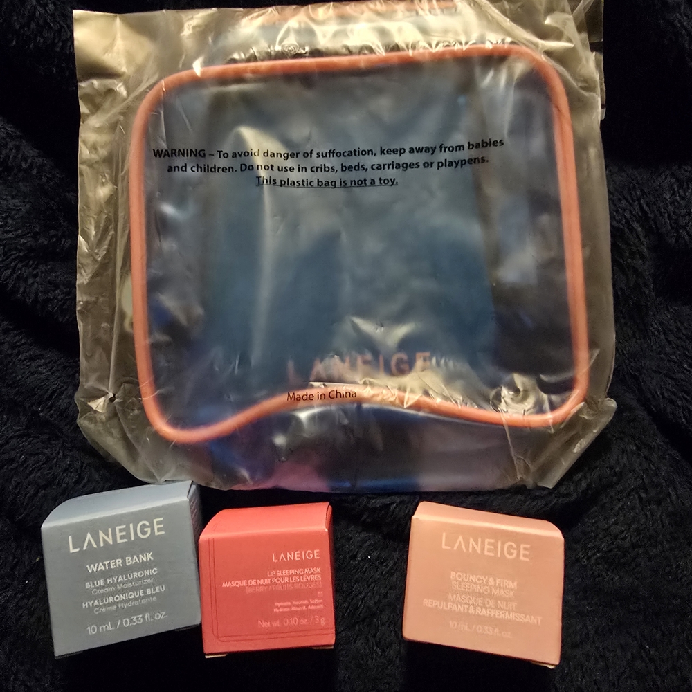 LANEIGE Skincare Trio Travel Set W Cosmetic Bag NIB WATER BANK LIP MASK